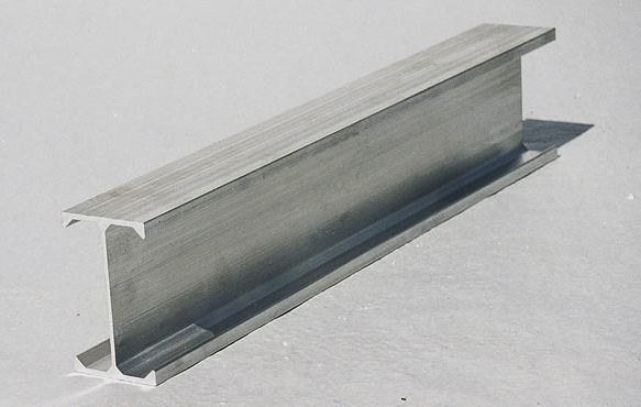 Support en aluminium